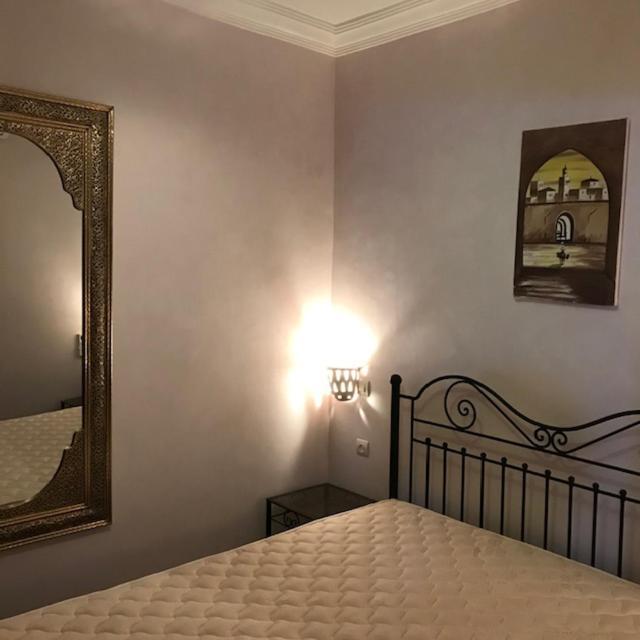 Authentic Moroccan Charm Apartment In Marrakech Terrace Маракеш Екстериор снимка
